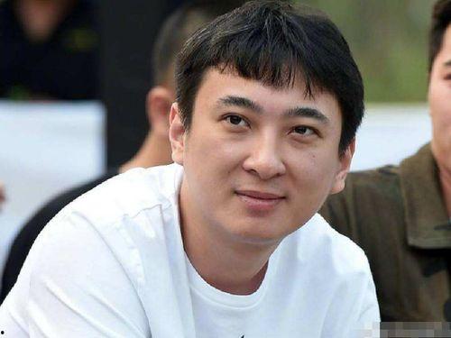 娱乐圈吃瓜男生是谁